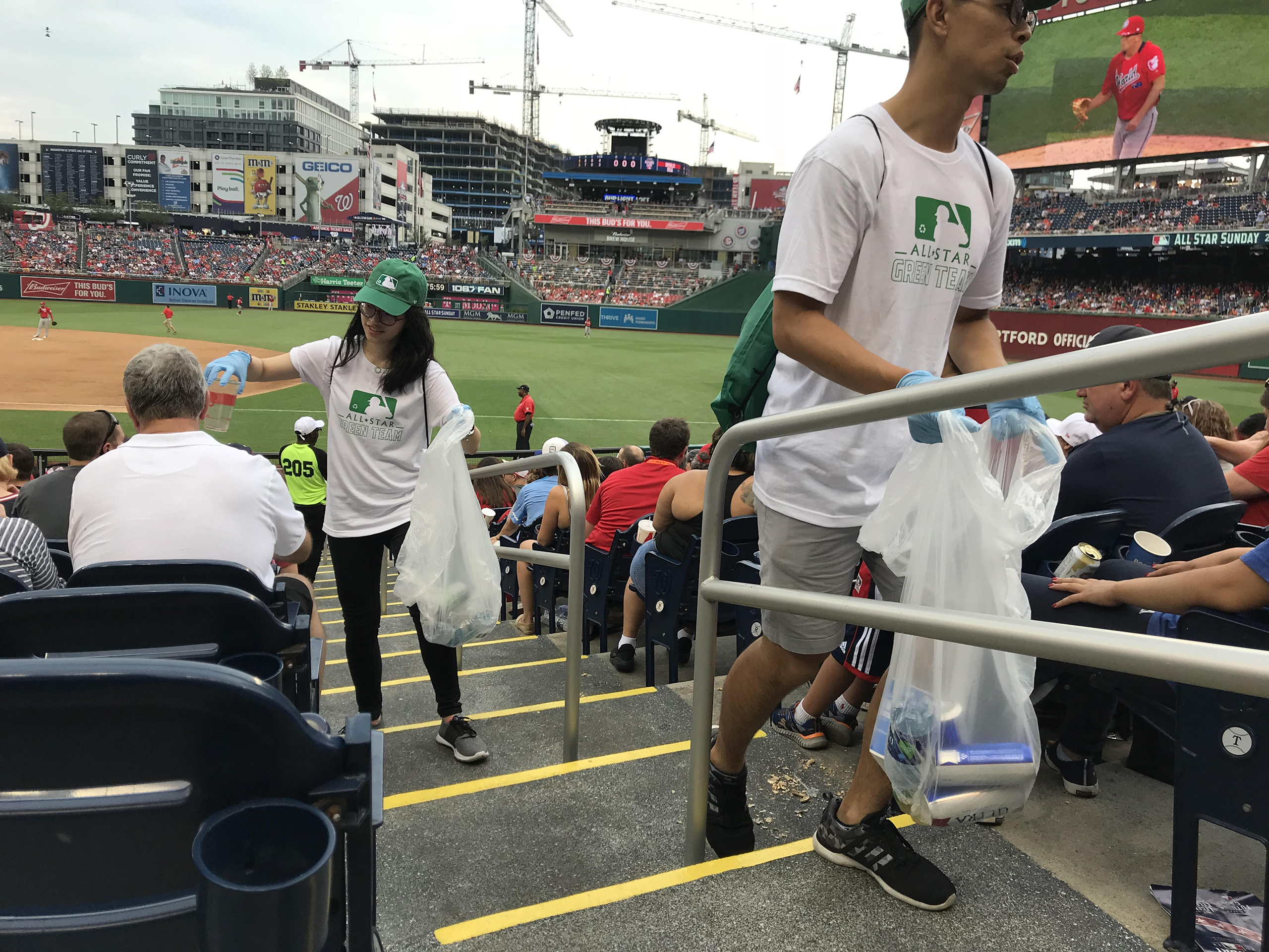 photo - GWU students collect recyclables at Nationals Park