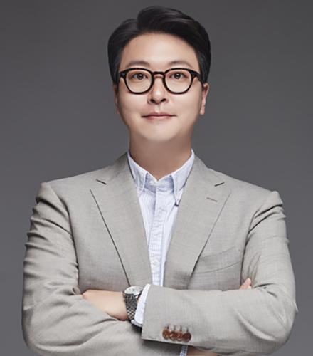 photo - Sanghyun (Ryan) Joo